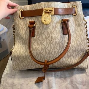 Michael Kors Vanilla Logo Tote